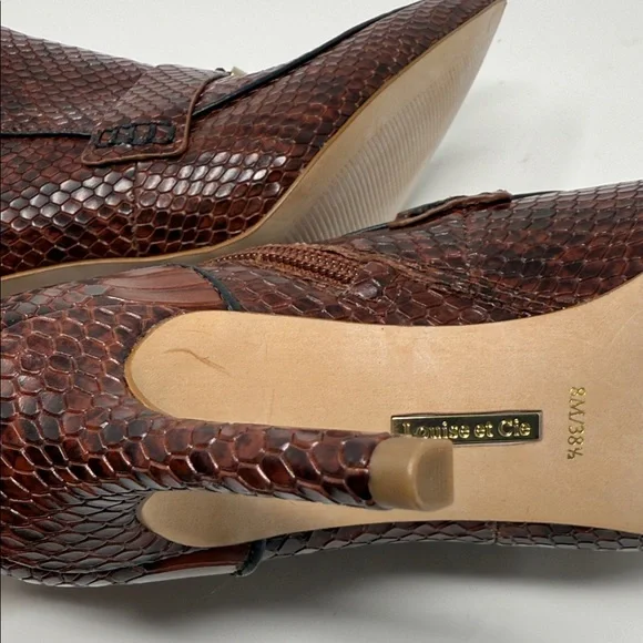 Louise et Cie Textured Ankle Boots - Picture 5 of 8